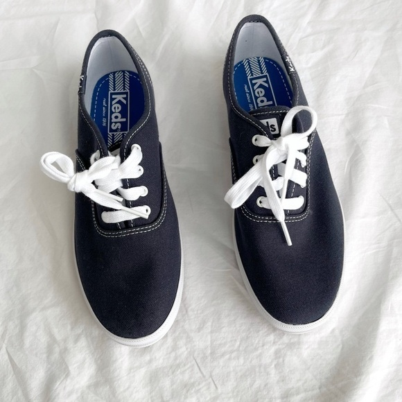 Keds Champion size 5 US CVO Sneaker Navy blue Woman New - Picture 4 of 15